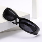 Óculos de Sol Foster Retrô Retangular UV400  (2POR147,90)