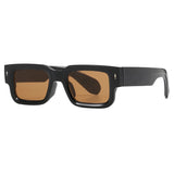Preto lente marrom