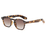 Leopardo lente marrom